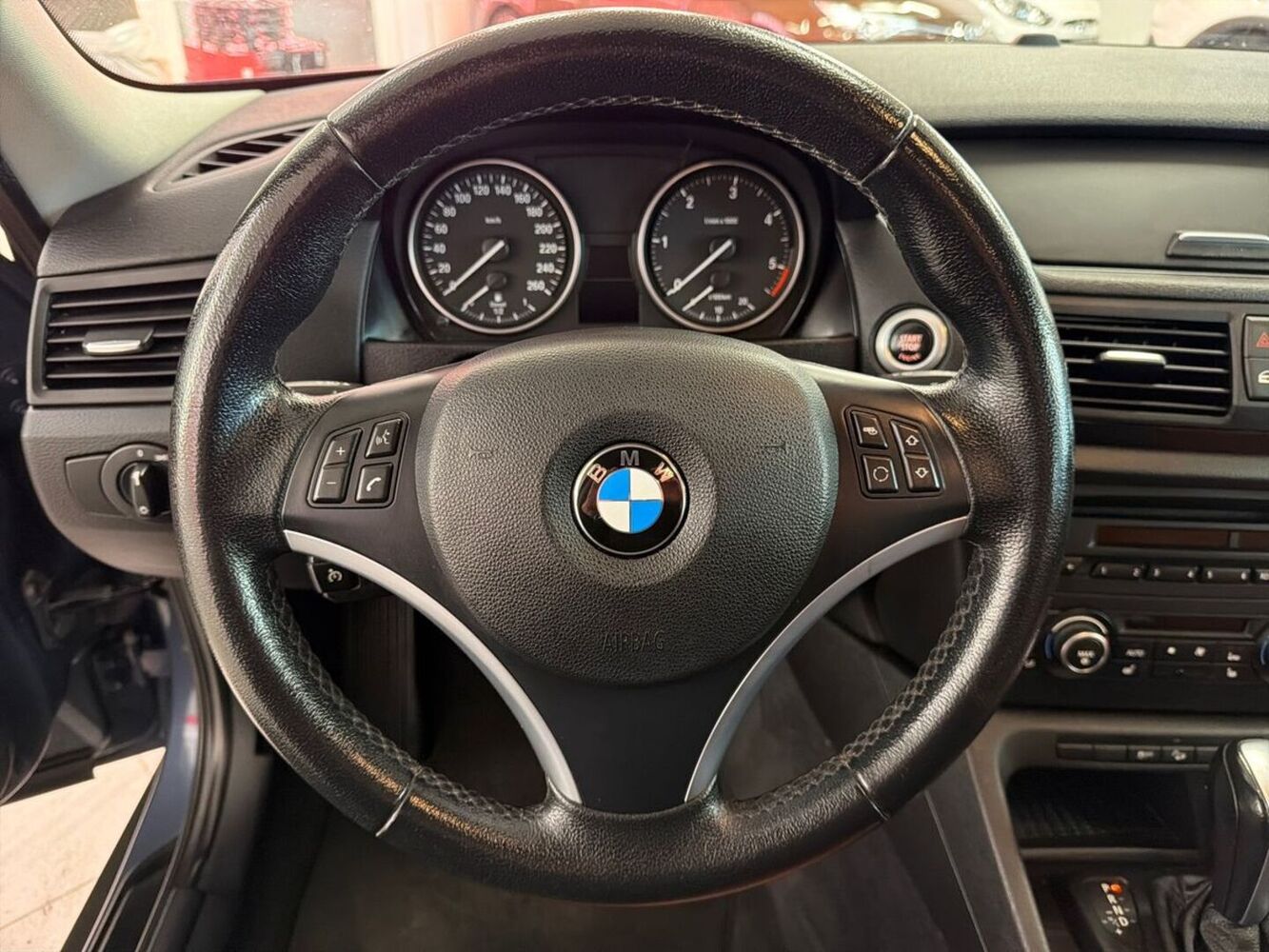 BMW X1 vaihtoauto