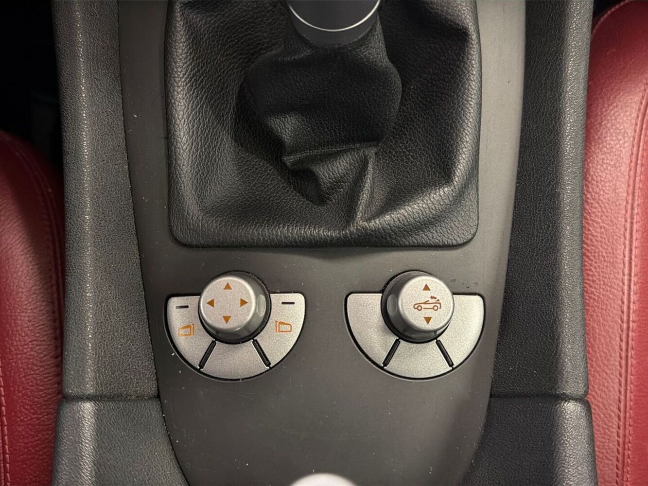 Mercedes-Benz SLK vaihtoauto