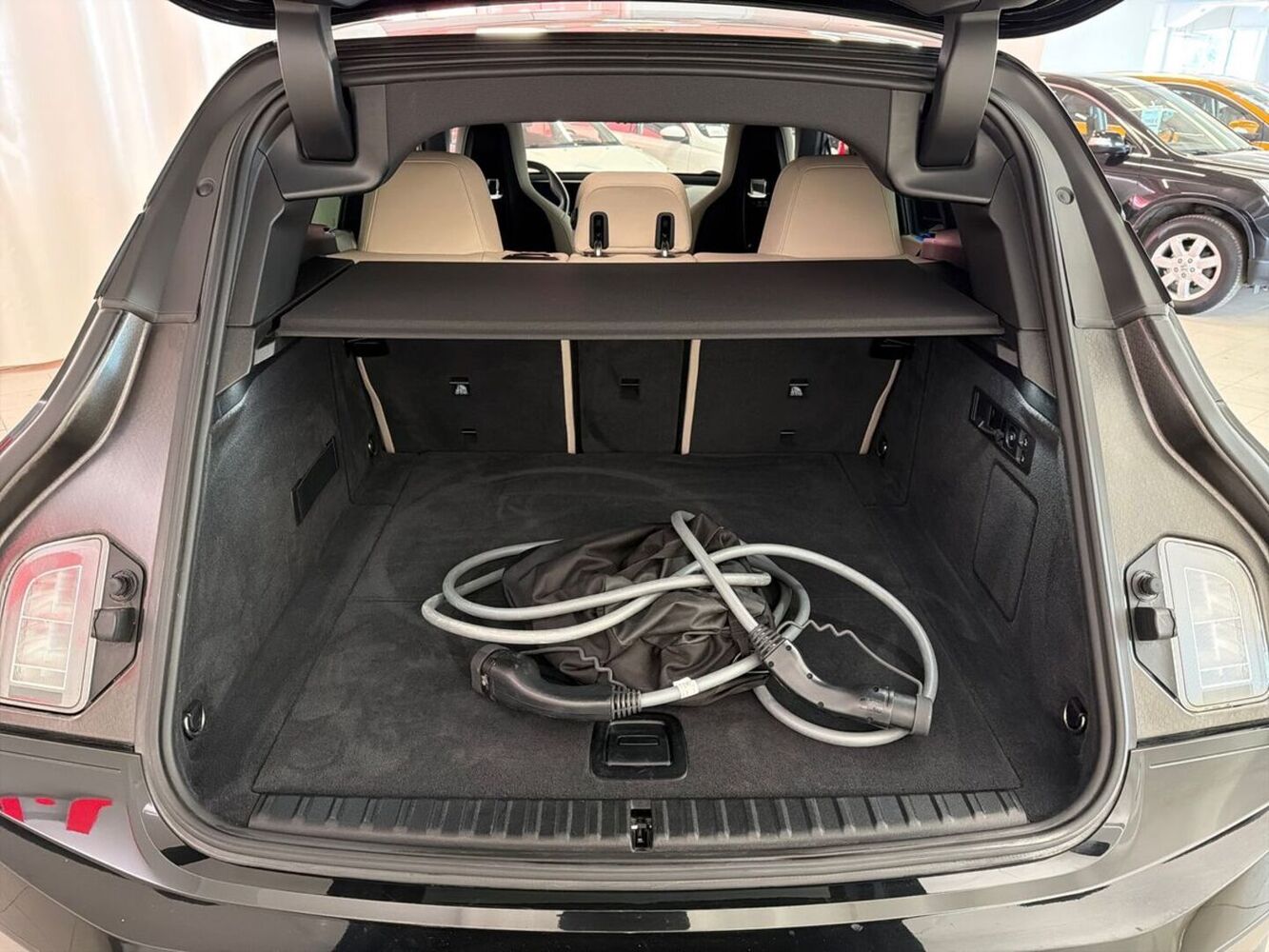 BMW iX vaihtoauto