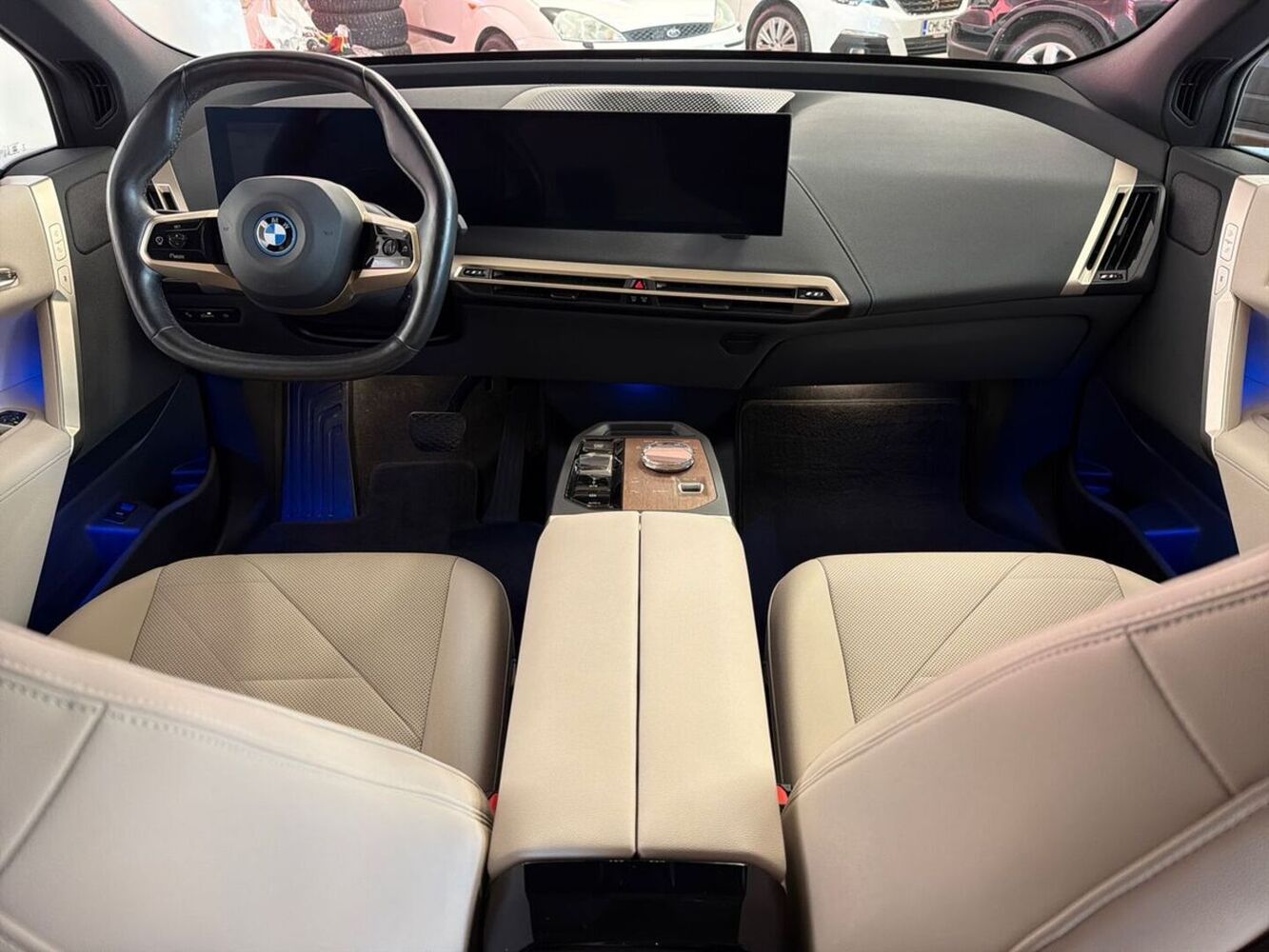 BMW iX vaihtoauto