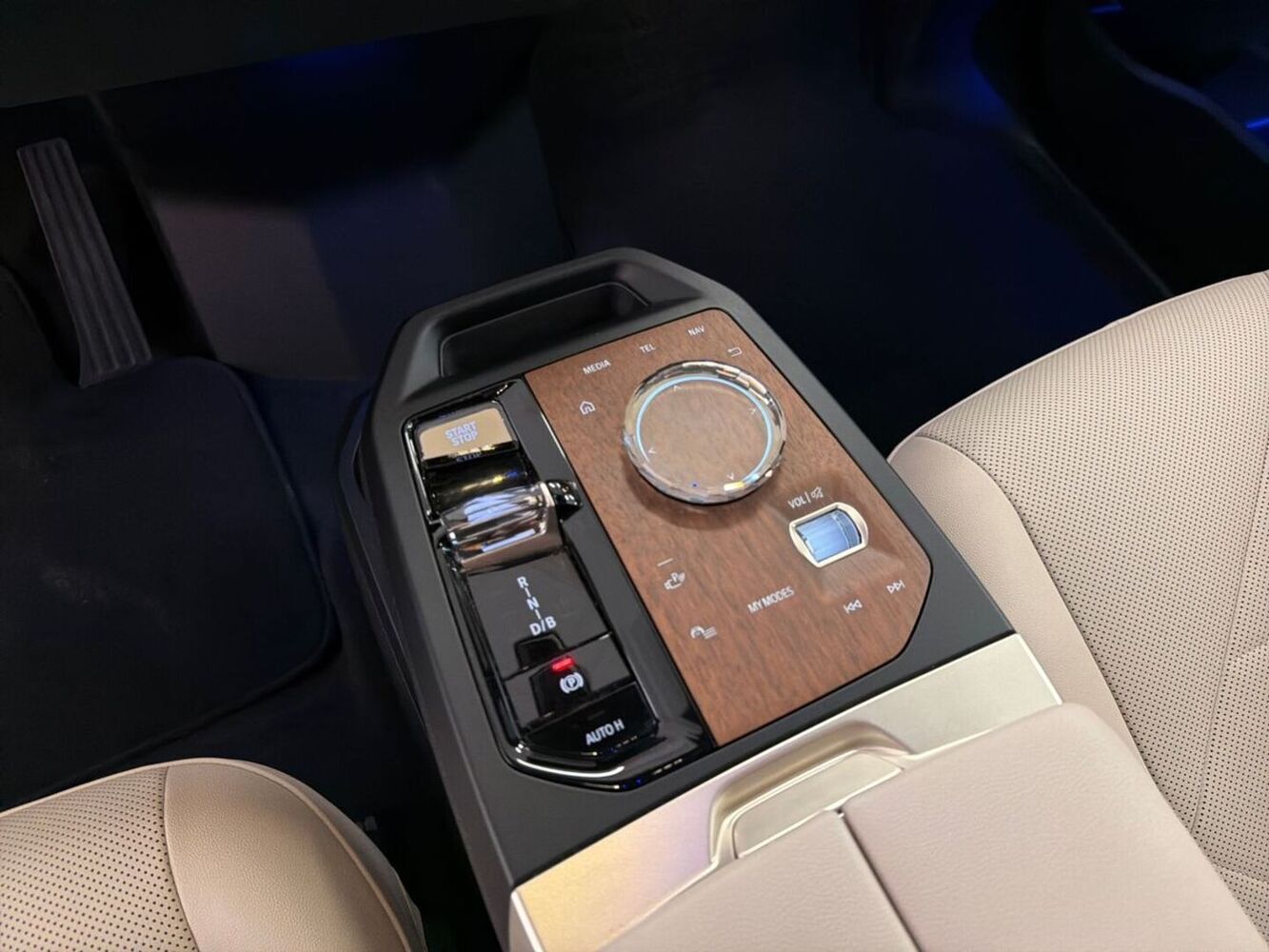BMW iX vaihtoauto