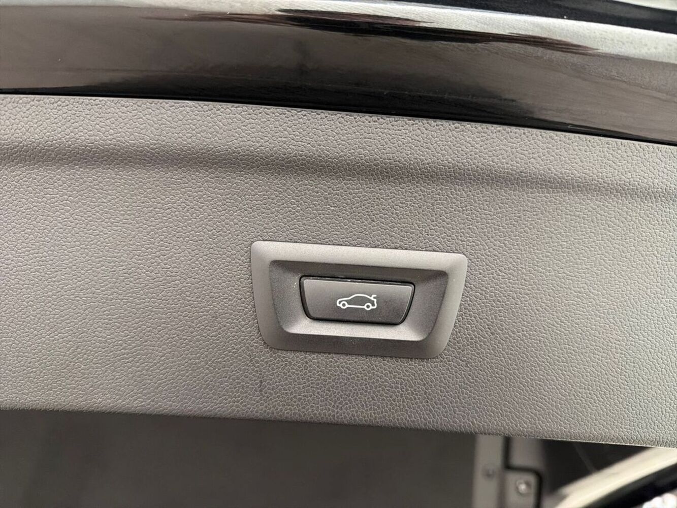 BMW iX vaihtoauto