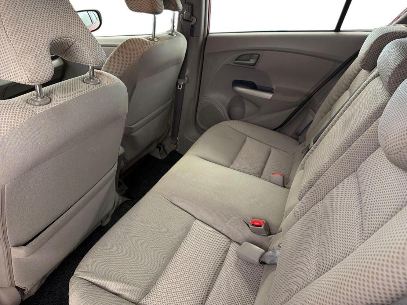 Honda Insight vaihtoauto