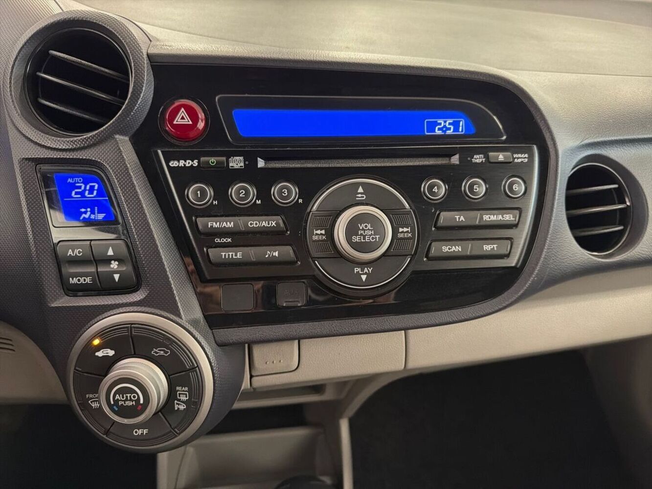 Honda Insight vaihtoauto