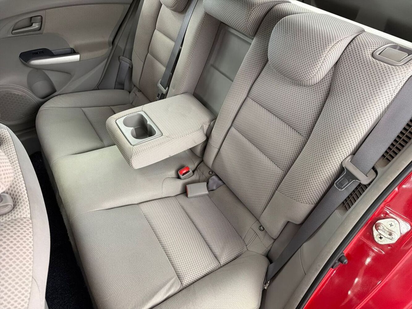 Honda Insight vaihtoauto