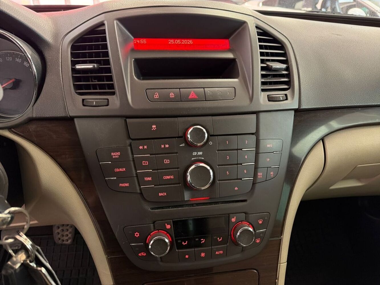 Opel Insignia vaihtoauto