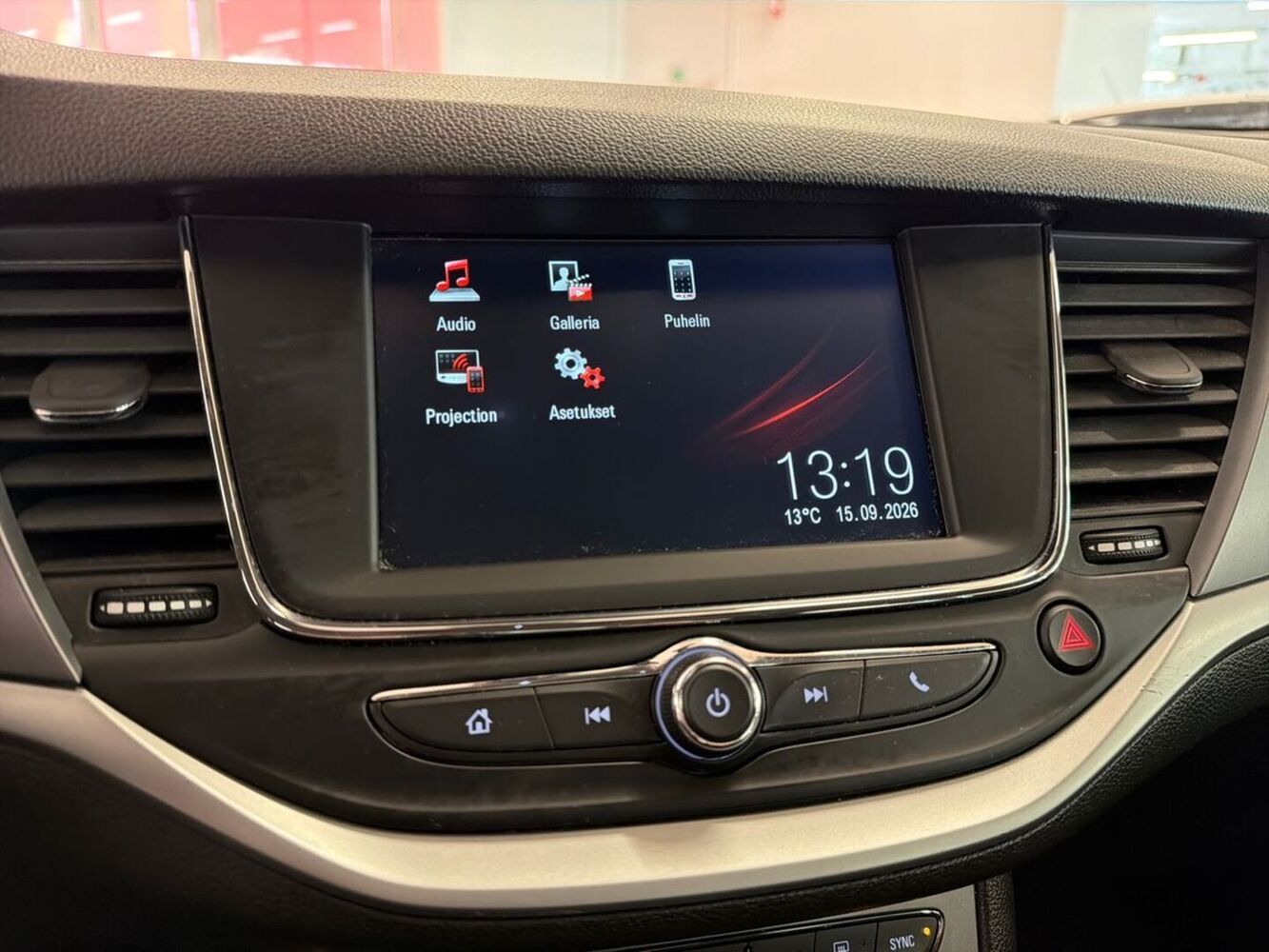 Opel Astra vaihtoauto