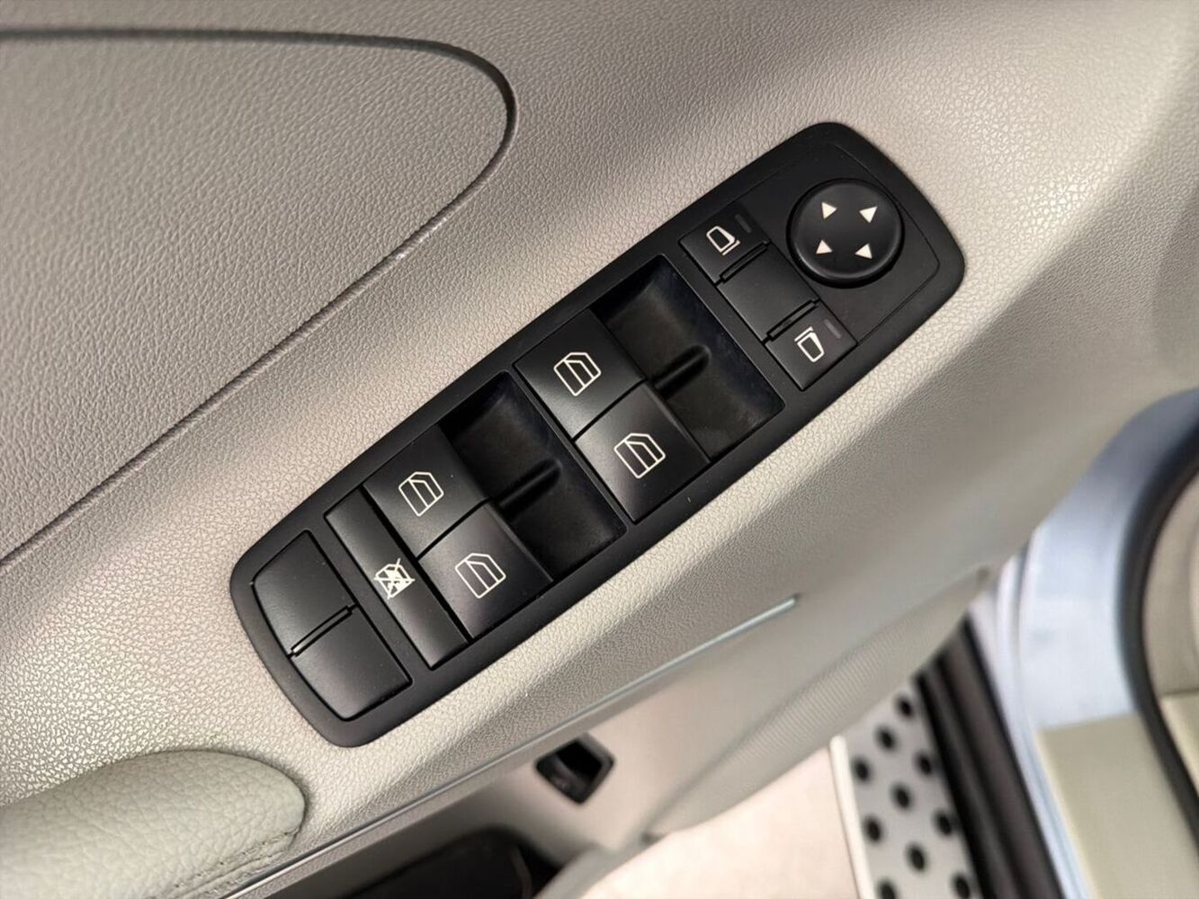 Mercedes-Benz ML vaihtoauto