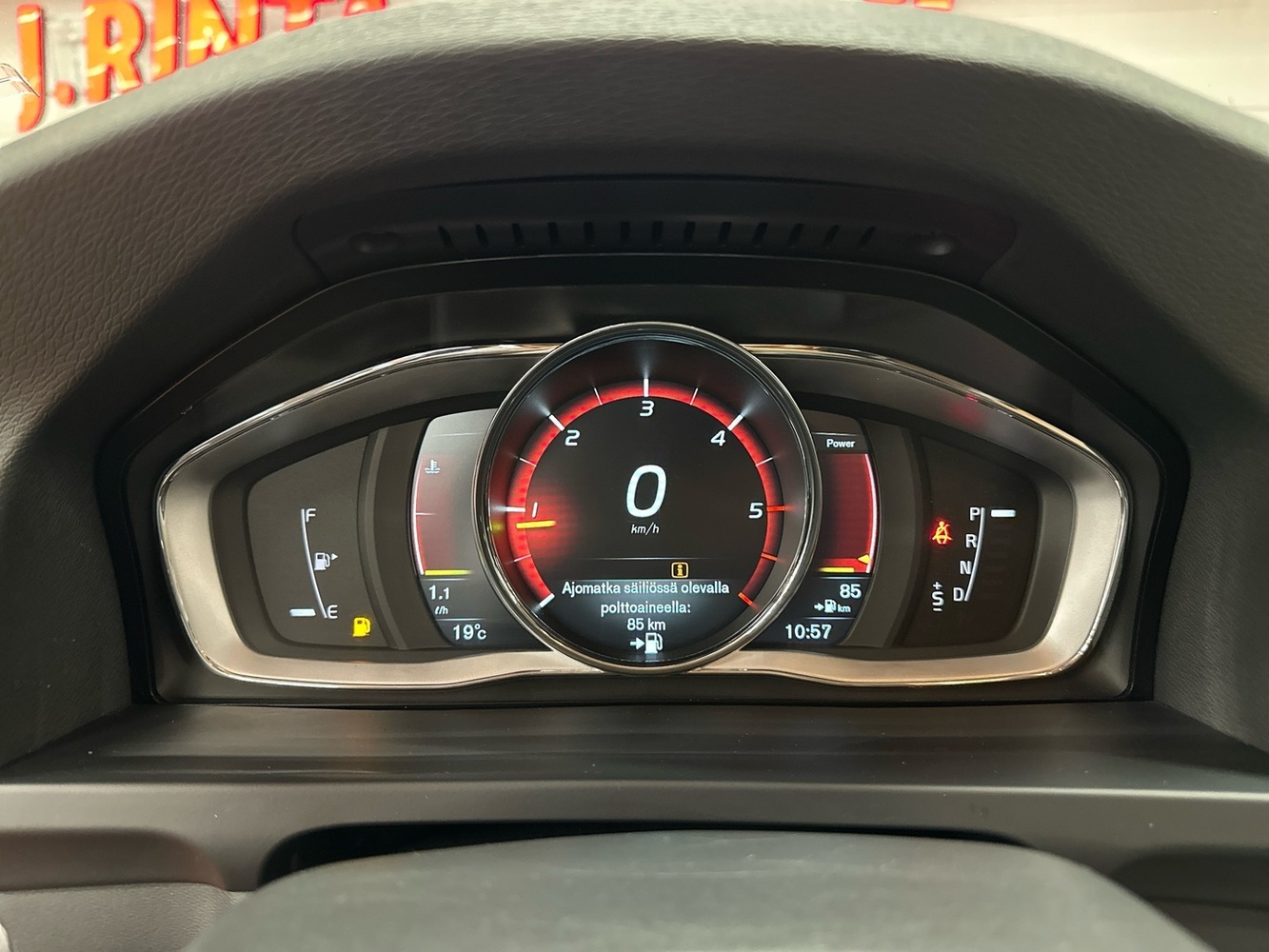 Volvo V60 Cross Country vaihtoauto