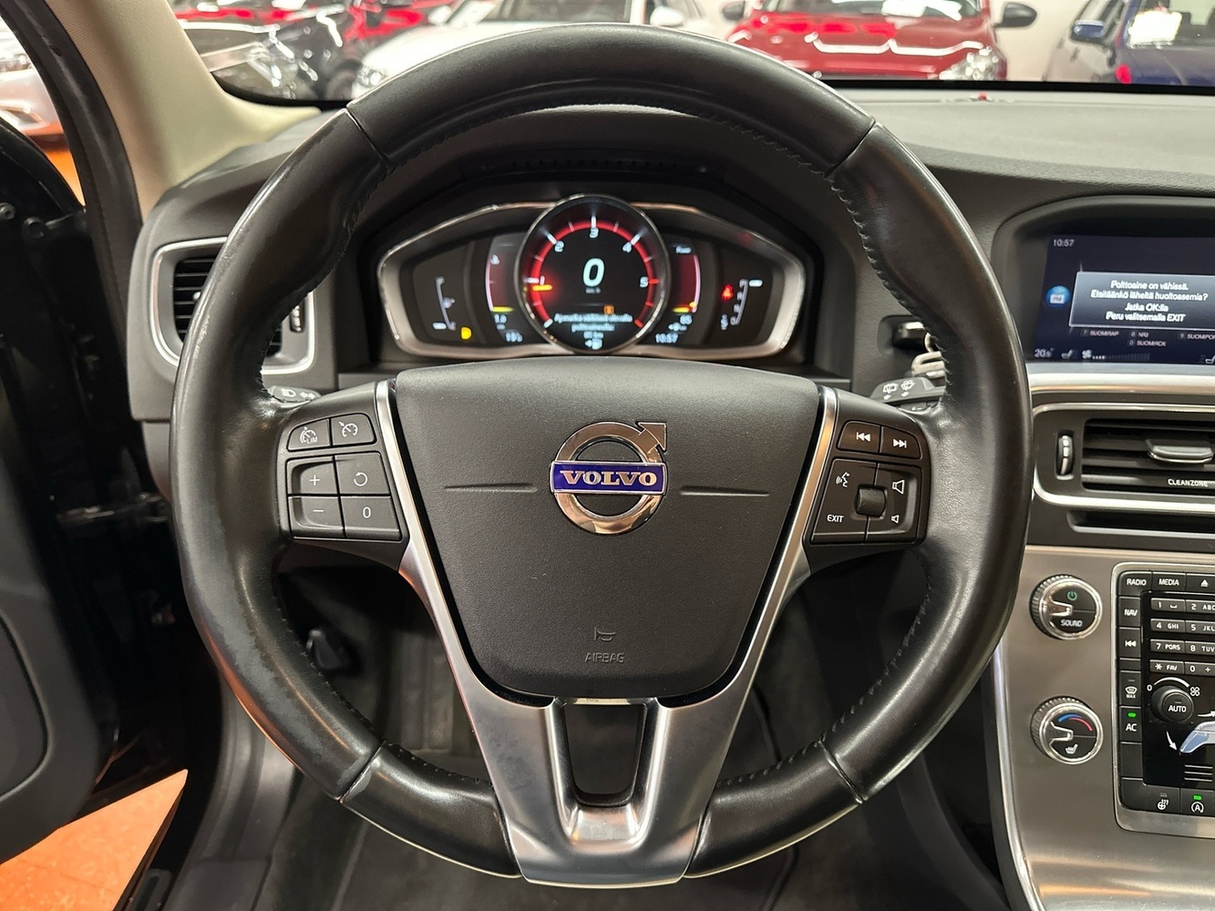 Volvo V60 Cross Country vaihtoauto