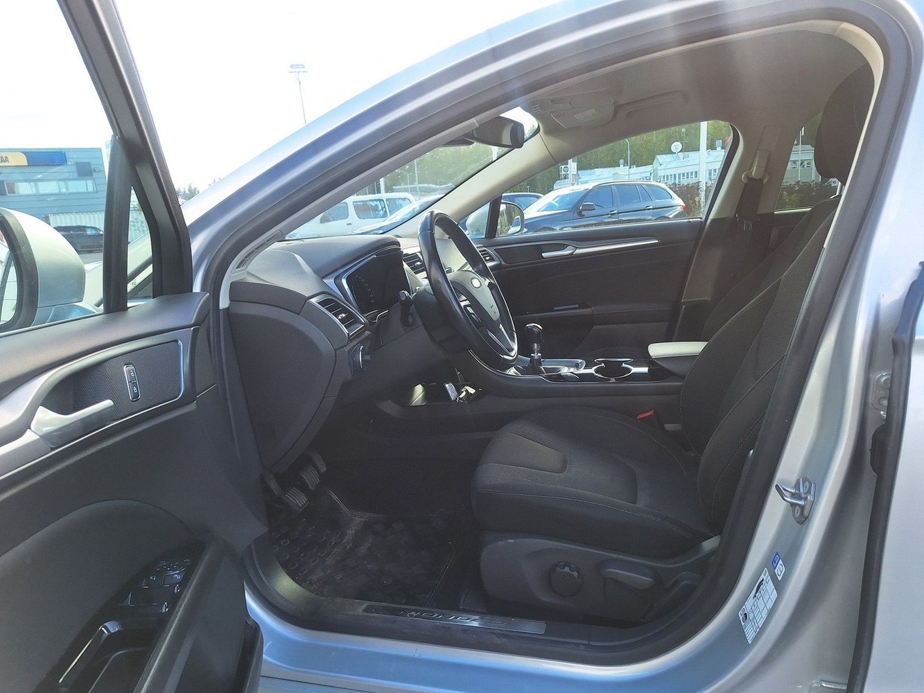 Ford Mondeo vaihtoauto