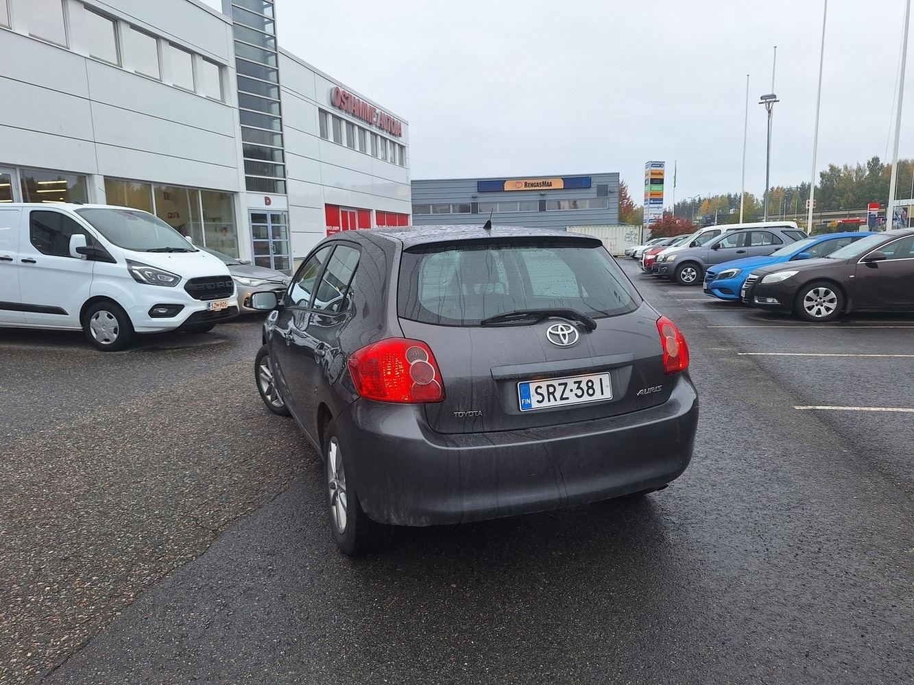 Toyota Auris vaihtoauto