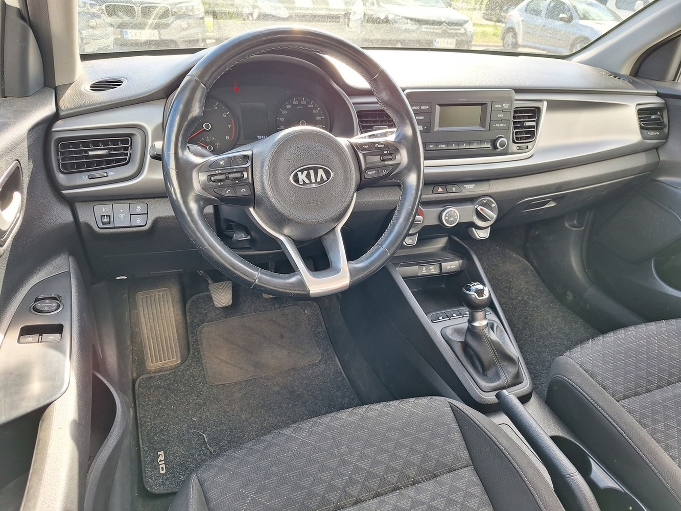 Kia Rio vaihtoauto