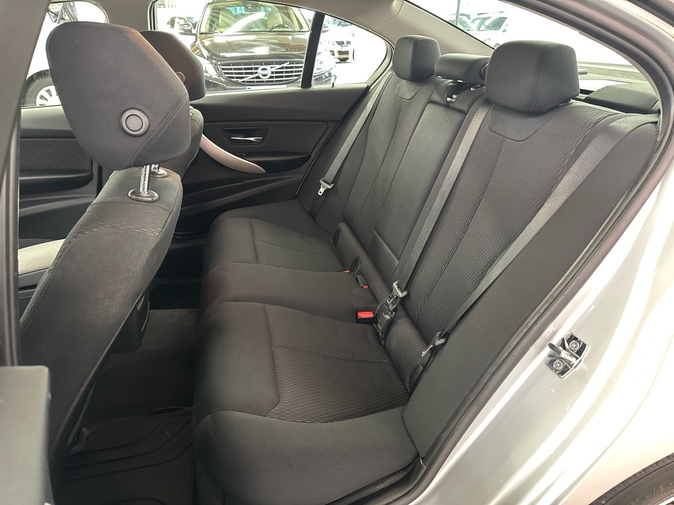 BMW 318 vaihtoauto