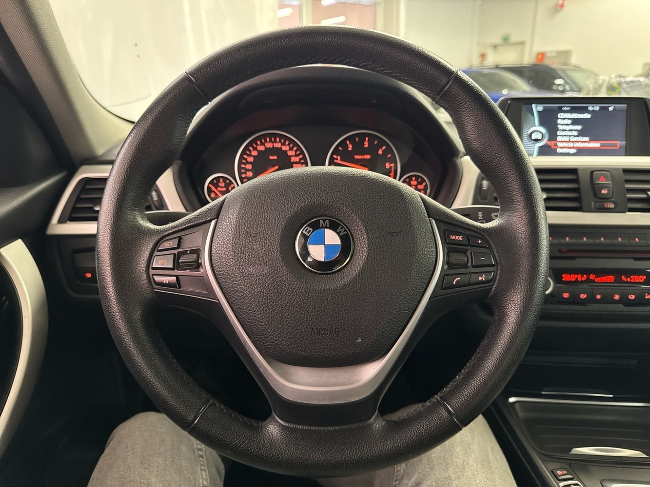 BMW 318 vaihtoauto