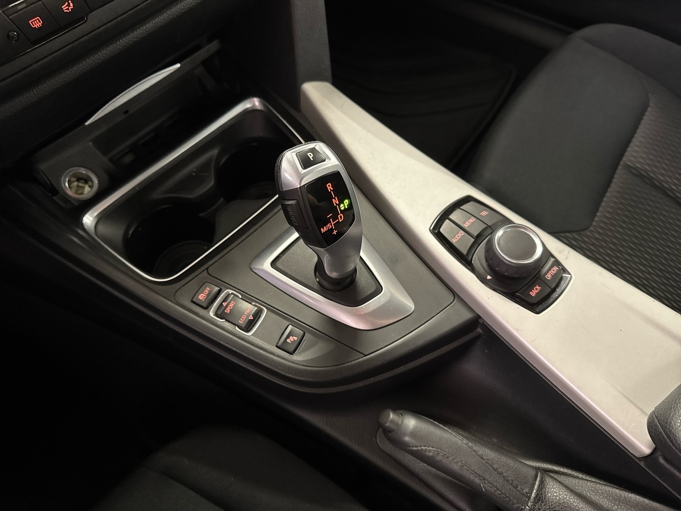 BMW 318 vaihtoauto