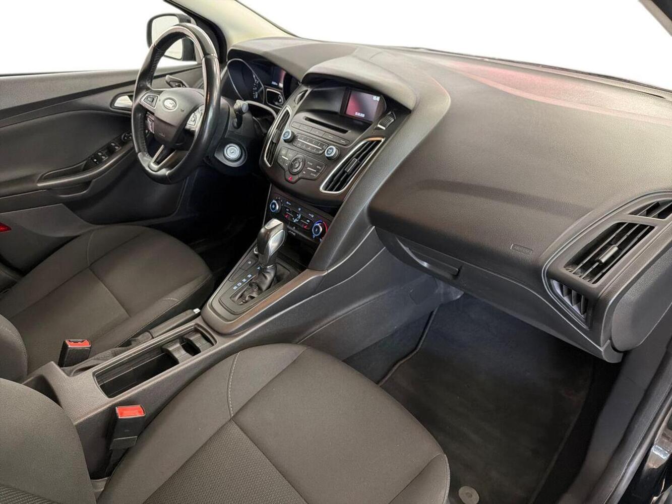 Ford Focus vaihtoauto