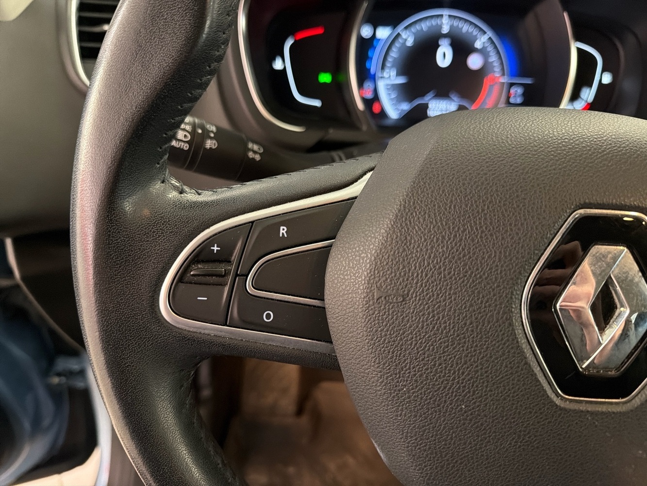 Renault Grand Scénic vaihtoauto