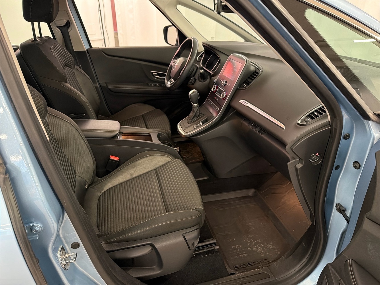 Renault Grand Scénic vaihtoauto