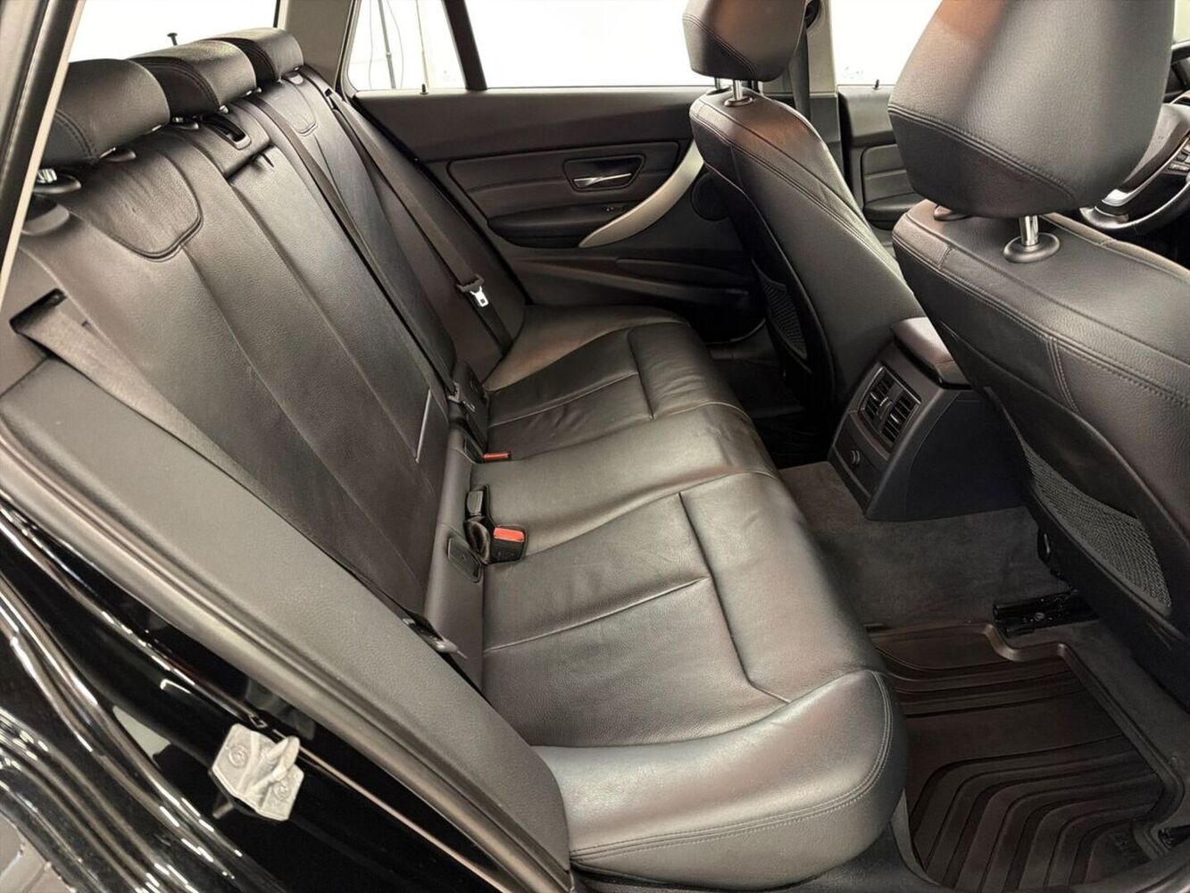 BMW 318 vaihtoauto