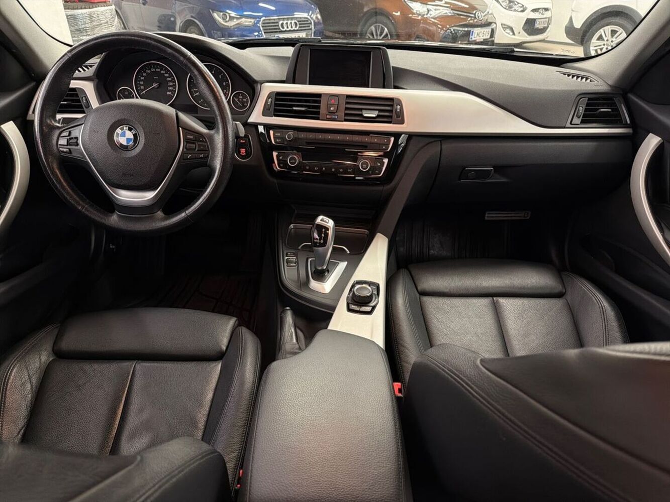 BMW 318 vaihtoauto