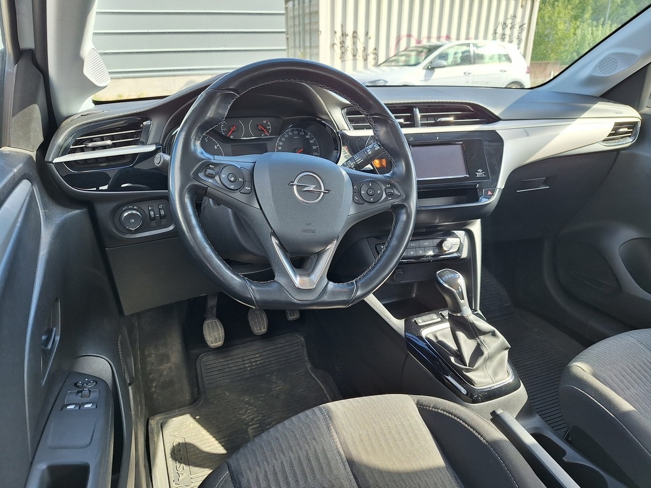 Opel Corsa vaihtoauto