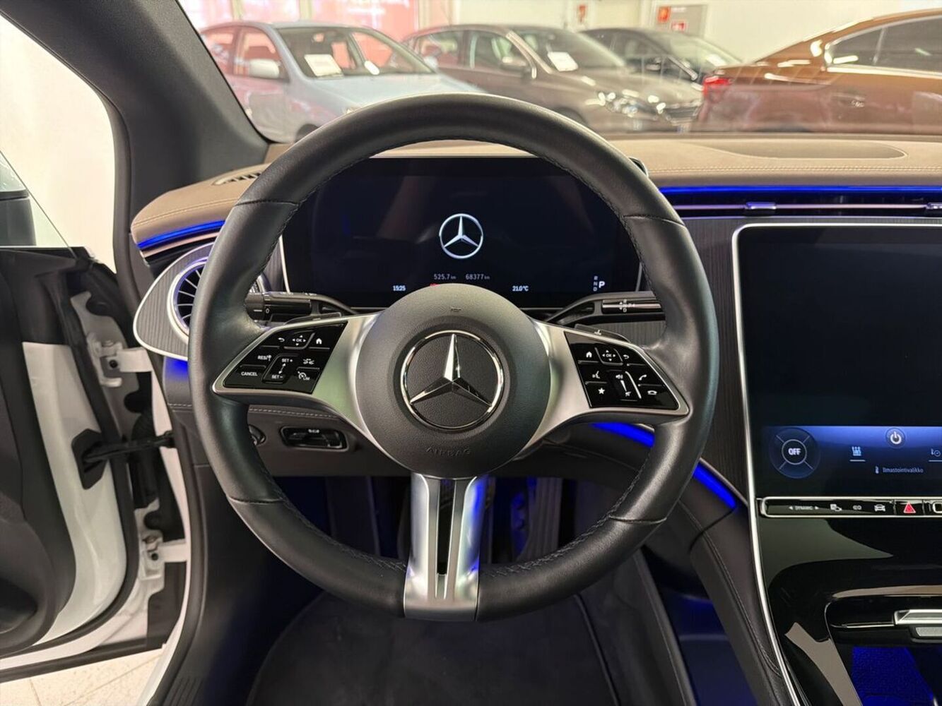 Mercedes-Benz EQE vaihtoauto