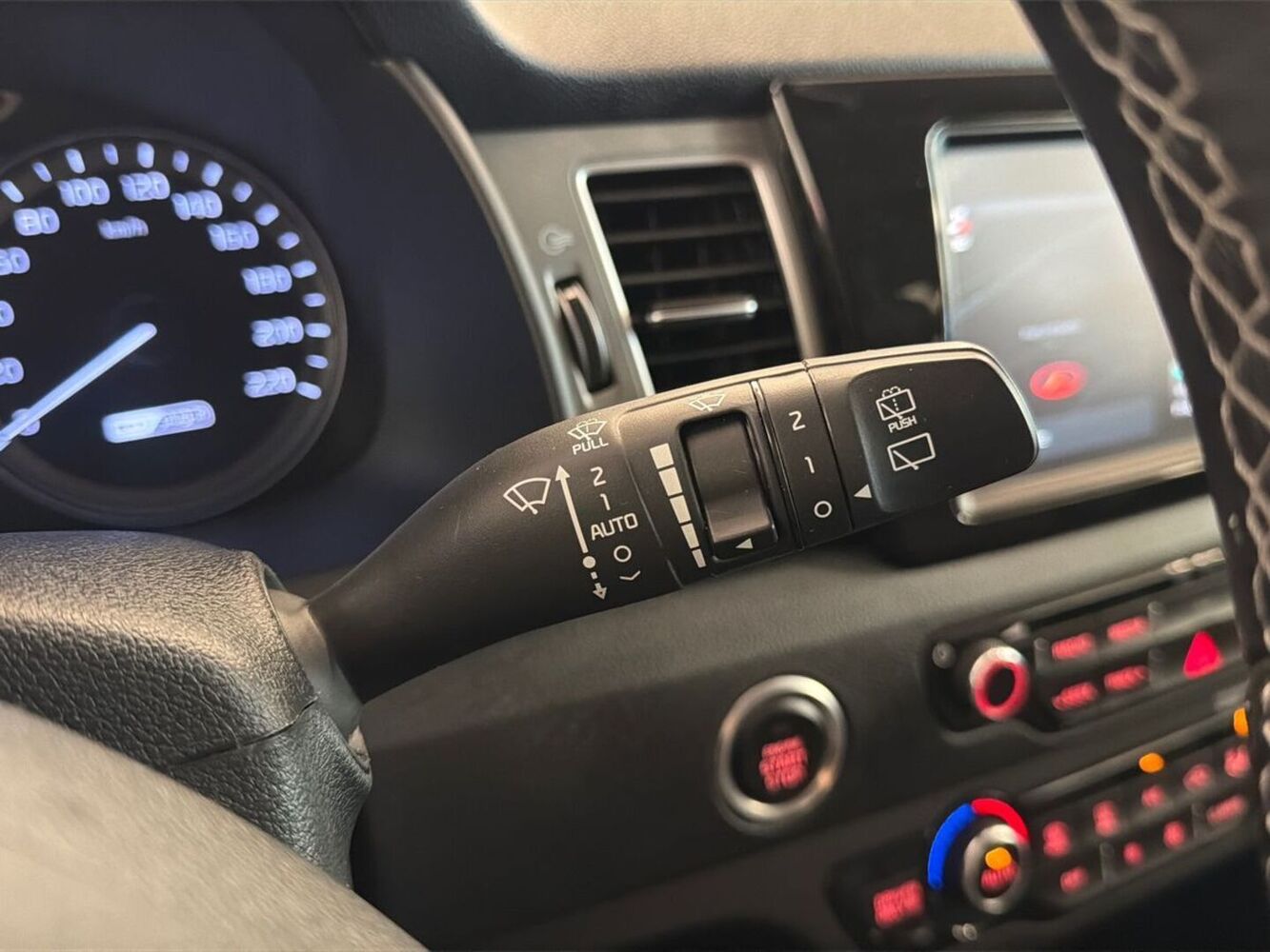 Kia Niro plug-in vaihtoauto