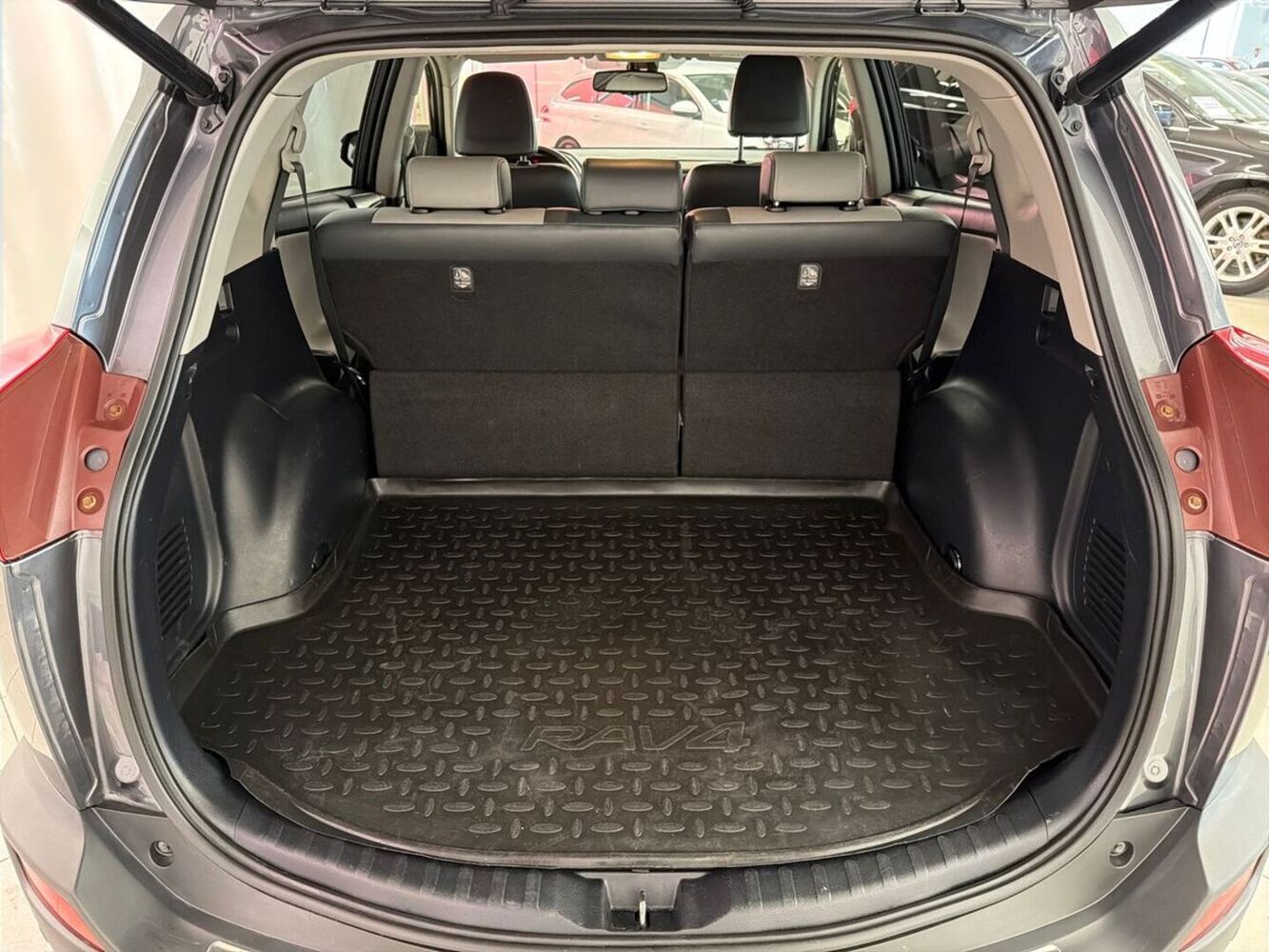 Toyota RAV4 vaihtoauto
