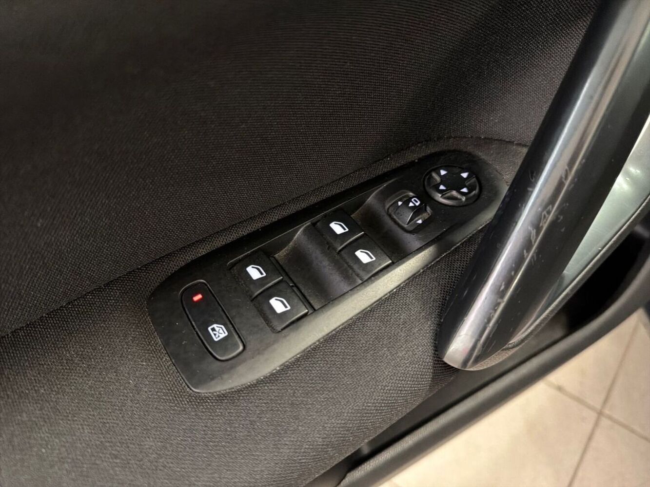 Peugeot 308 vaihtoauto