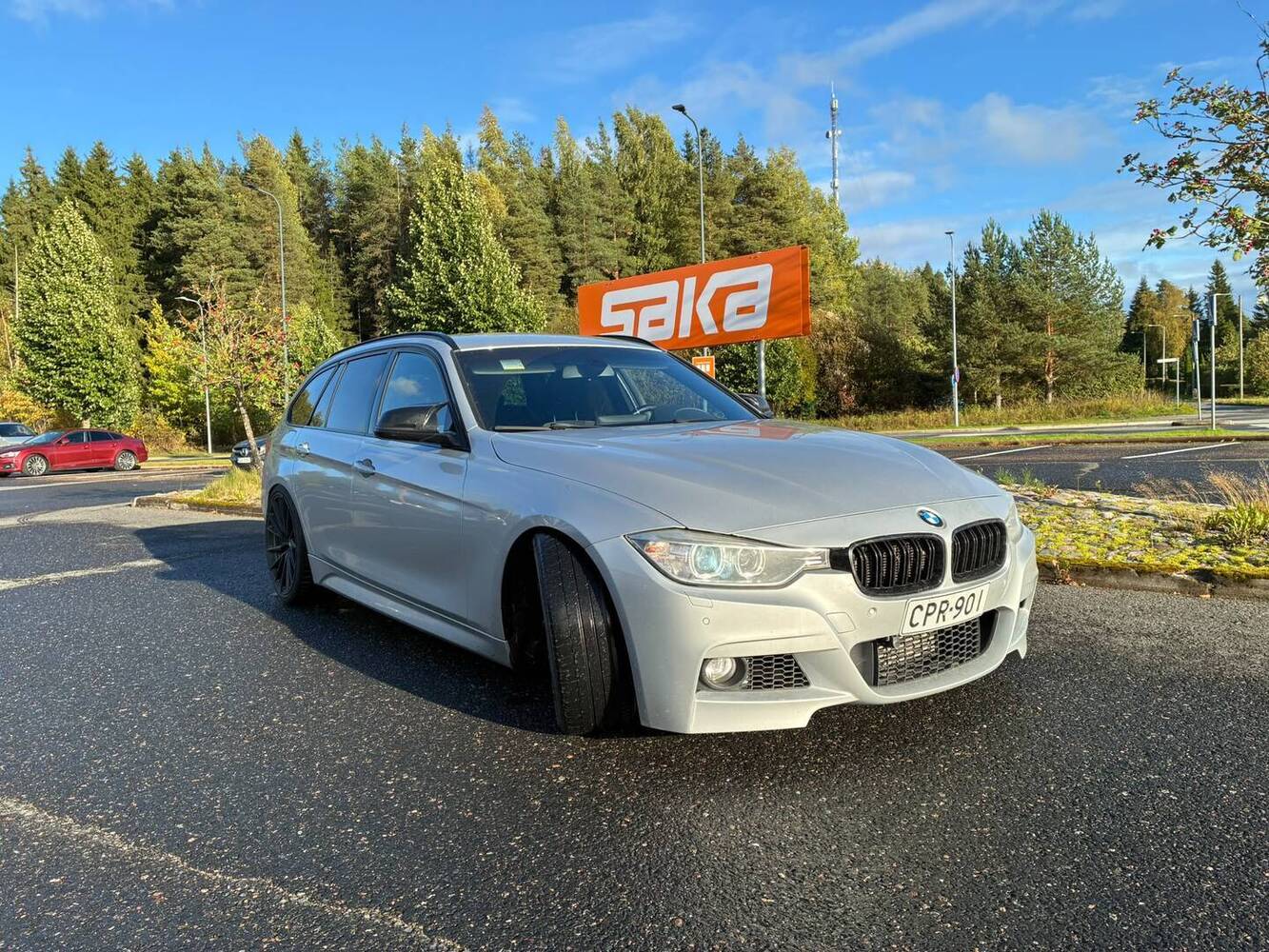 BMW 330 vaihtoauto
