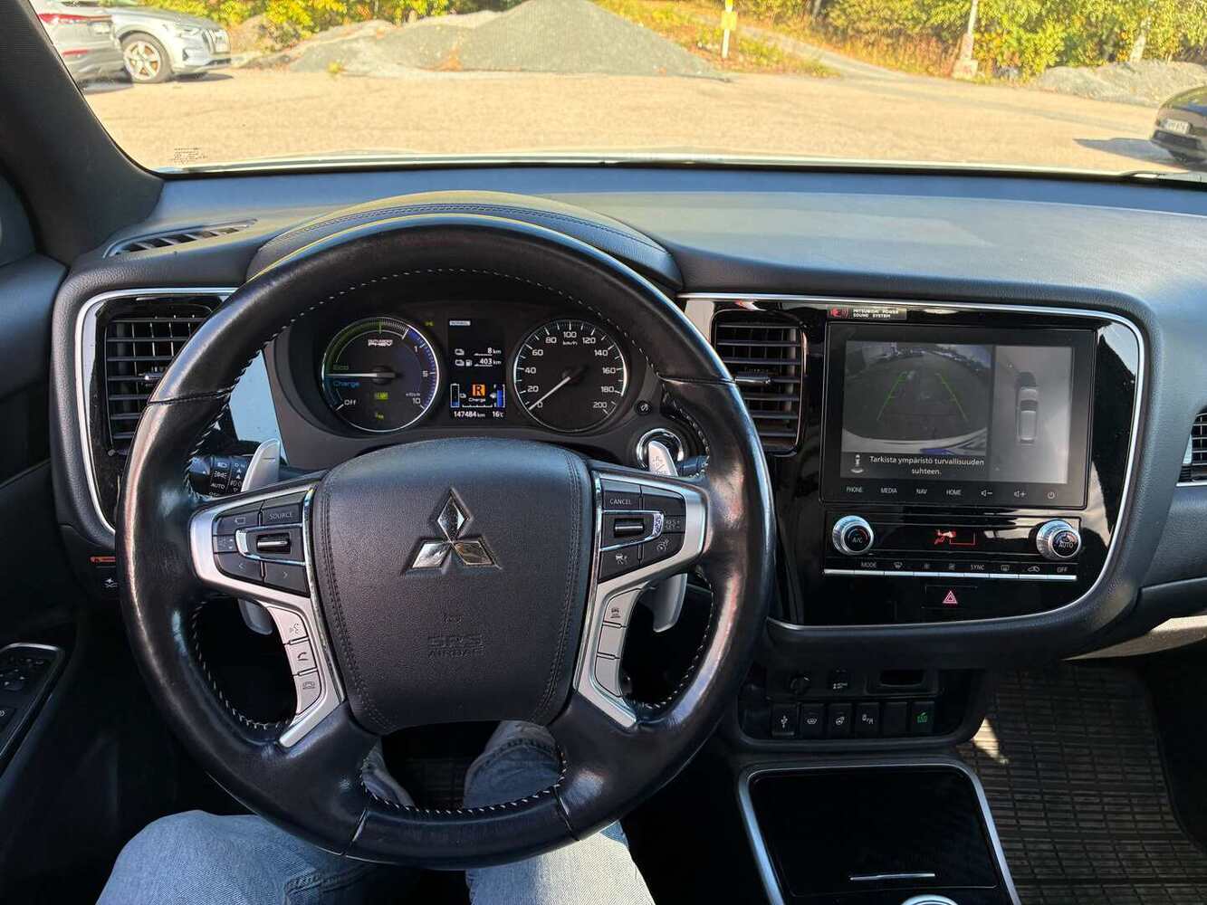 Mitsubishi Outlander PHEV vaihtoauto