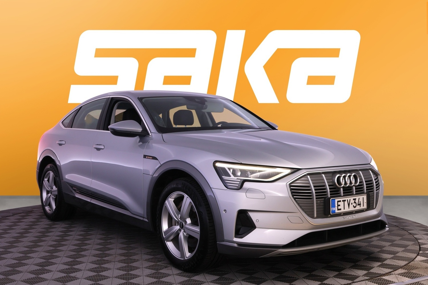 Audi e-tron vaihtoauto