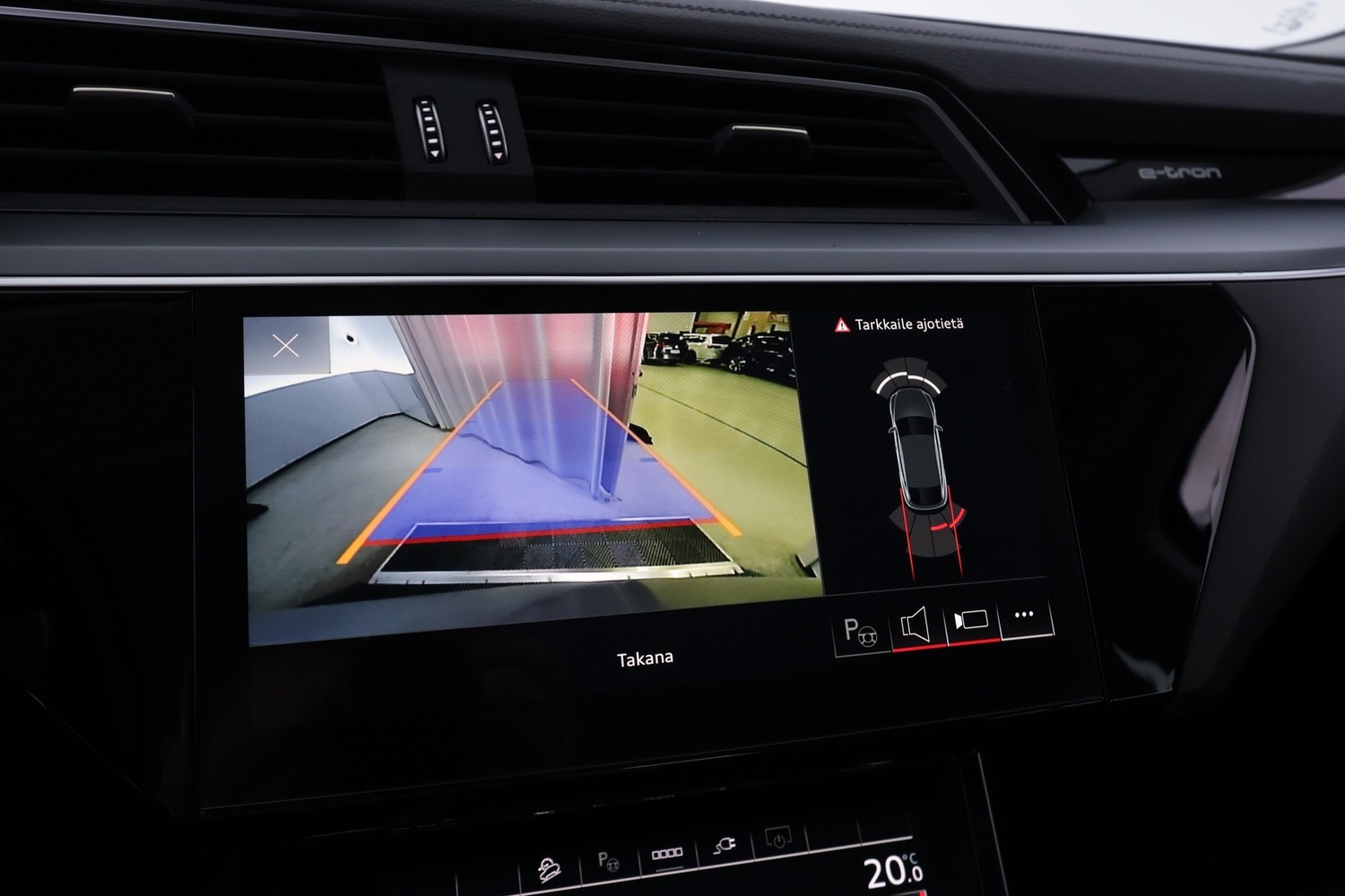 Audi e-tron vaihtoauto