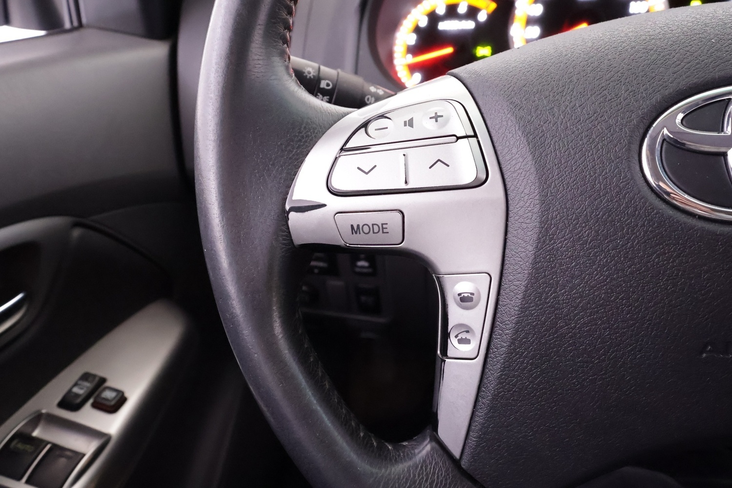 Toyota Hilux vaihtoauto