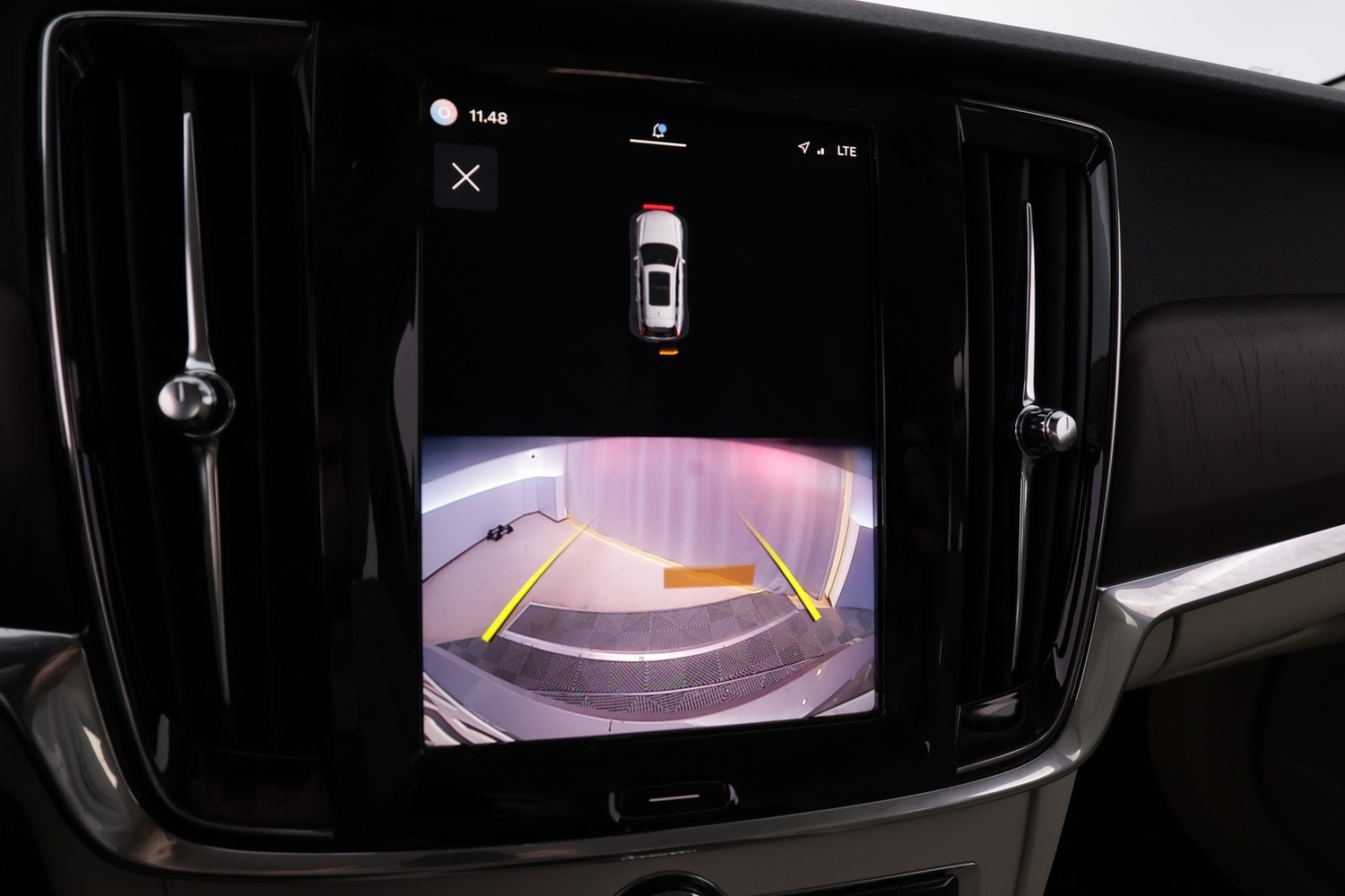 Volvo V90 Cross Country vaihtoauto