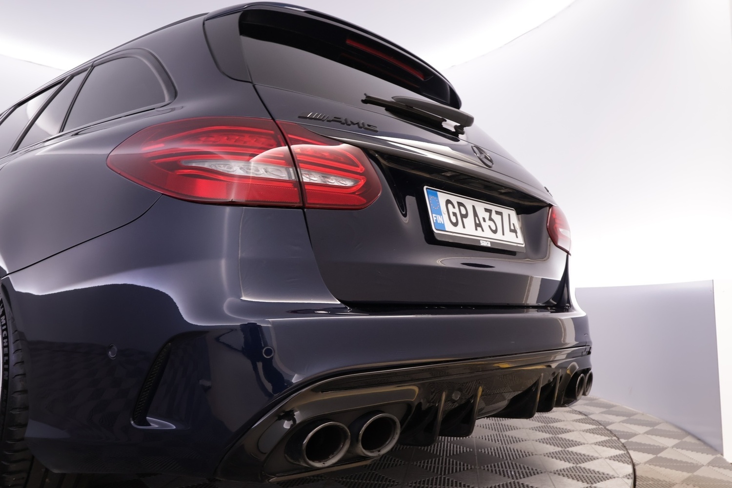 Mercedes-Benz C vaihtoauto