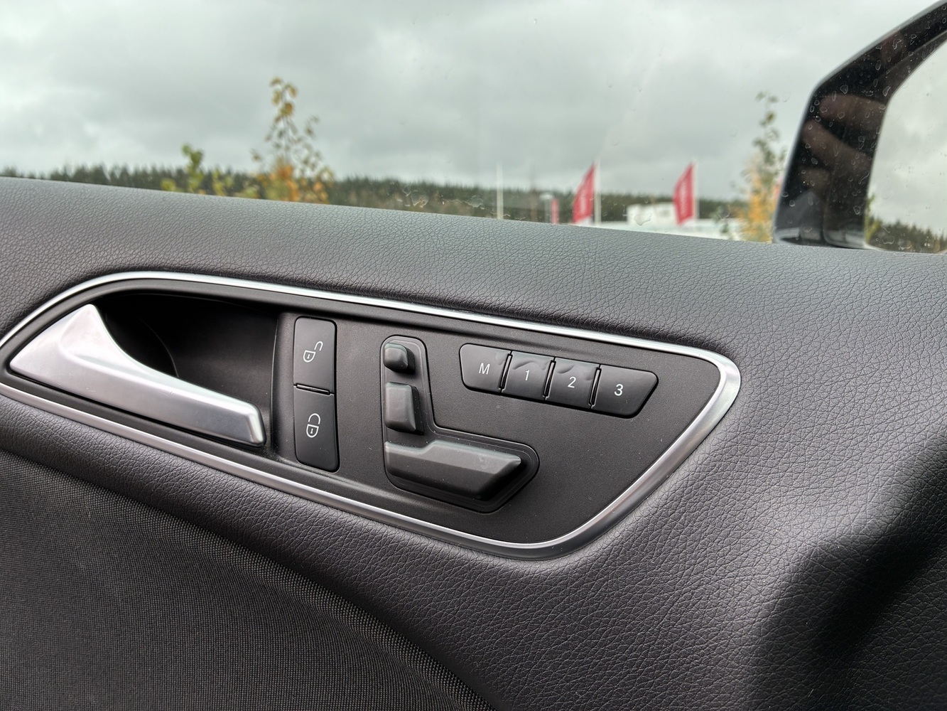 Mercedes-Benz B vaihtoauto