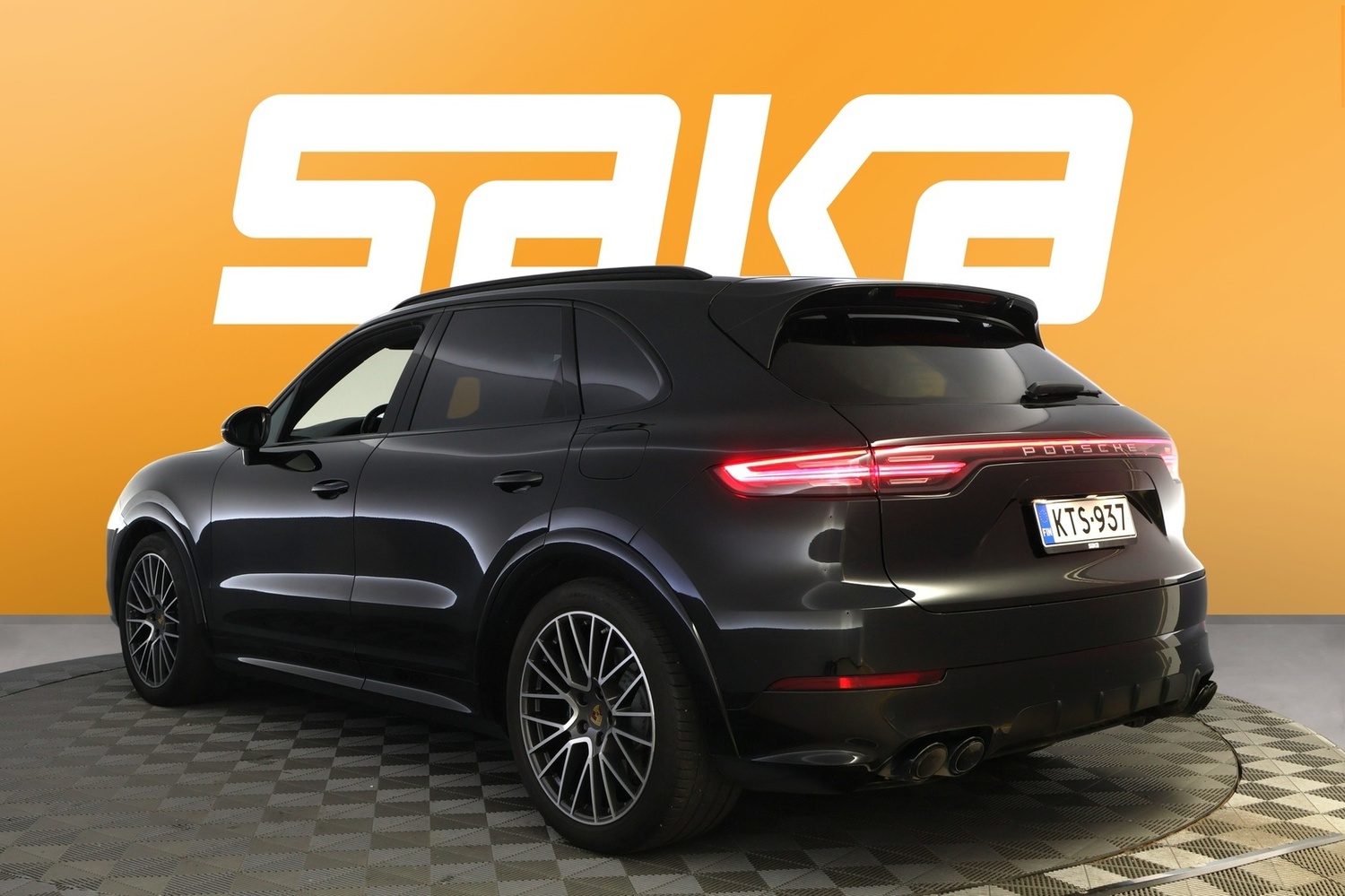 Porsche Cayenne vaihtoauto