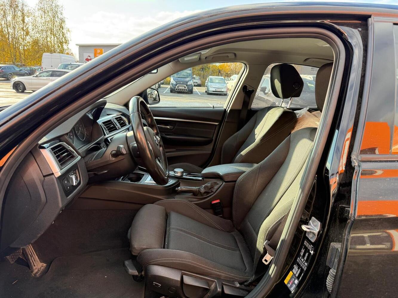 BMW 330 vaihtoauto