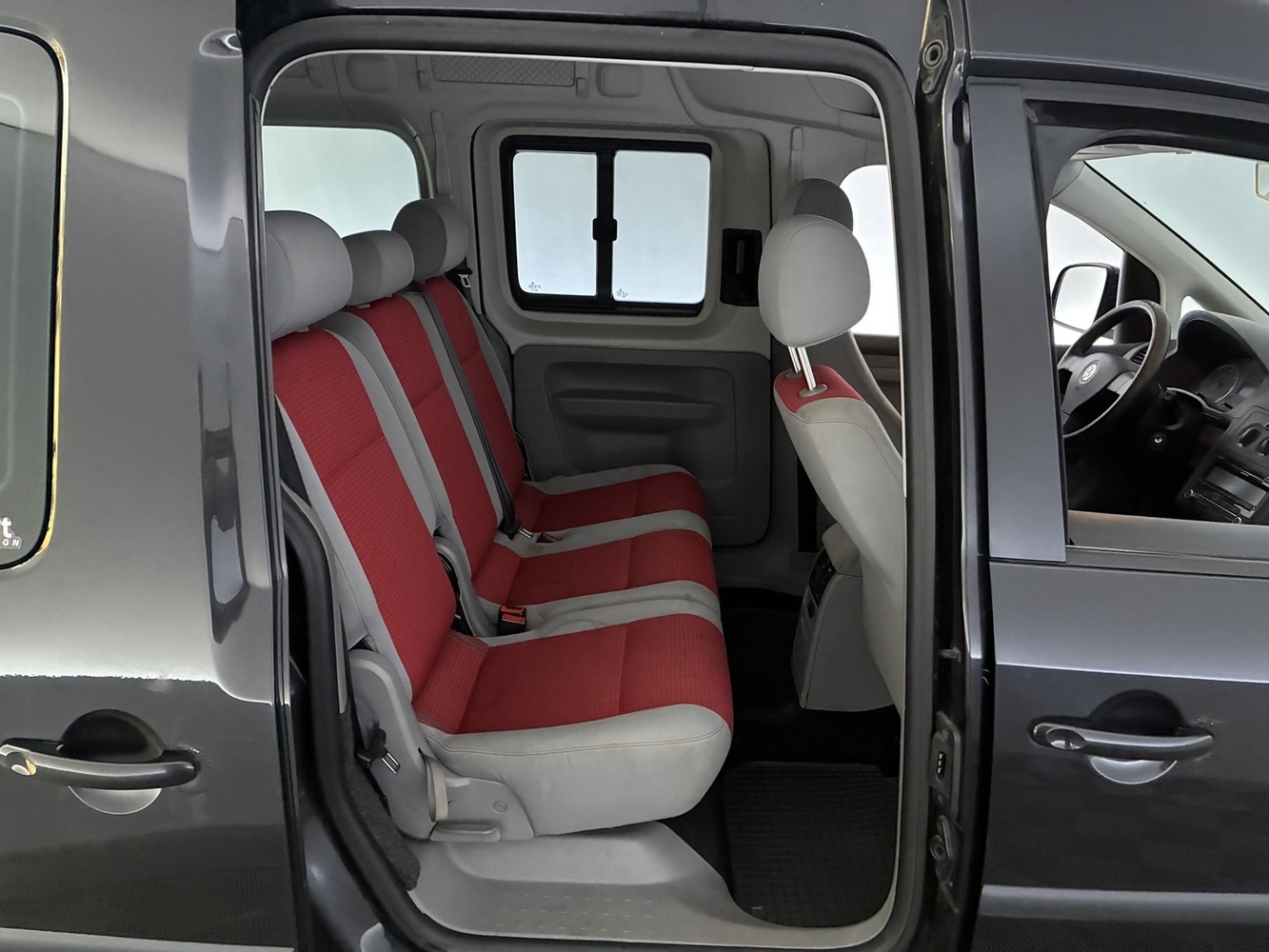 Volkswagen Caddy Maxi vaihtoauto