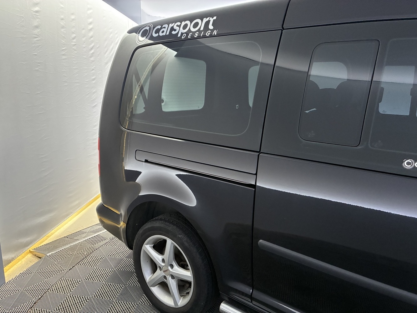 Volkswagen Caddy Maxi vaihtoauto