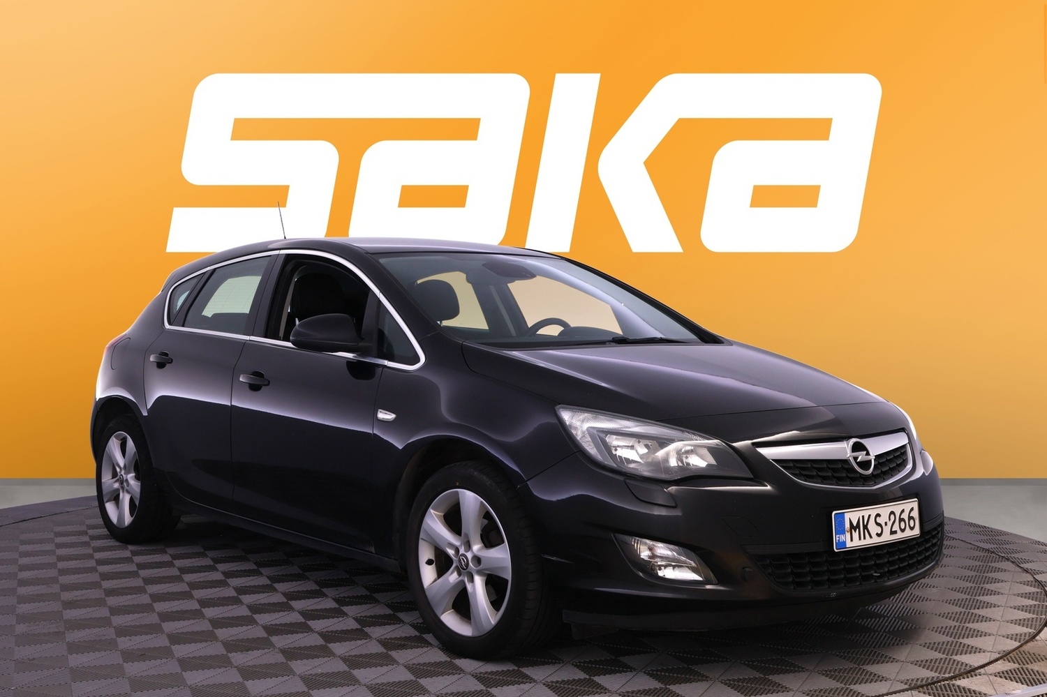 Opel Astra vaihtoauto