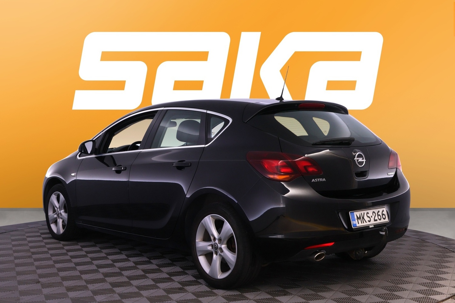 Opel Astra vaihtoauto