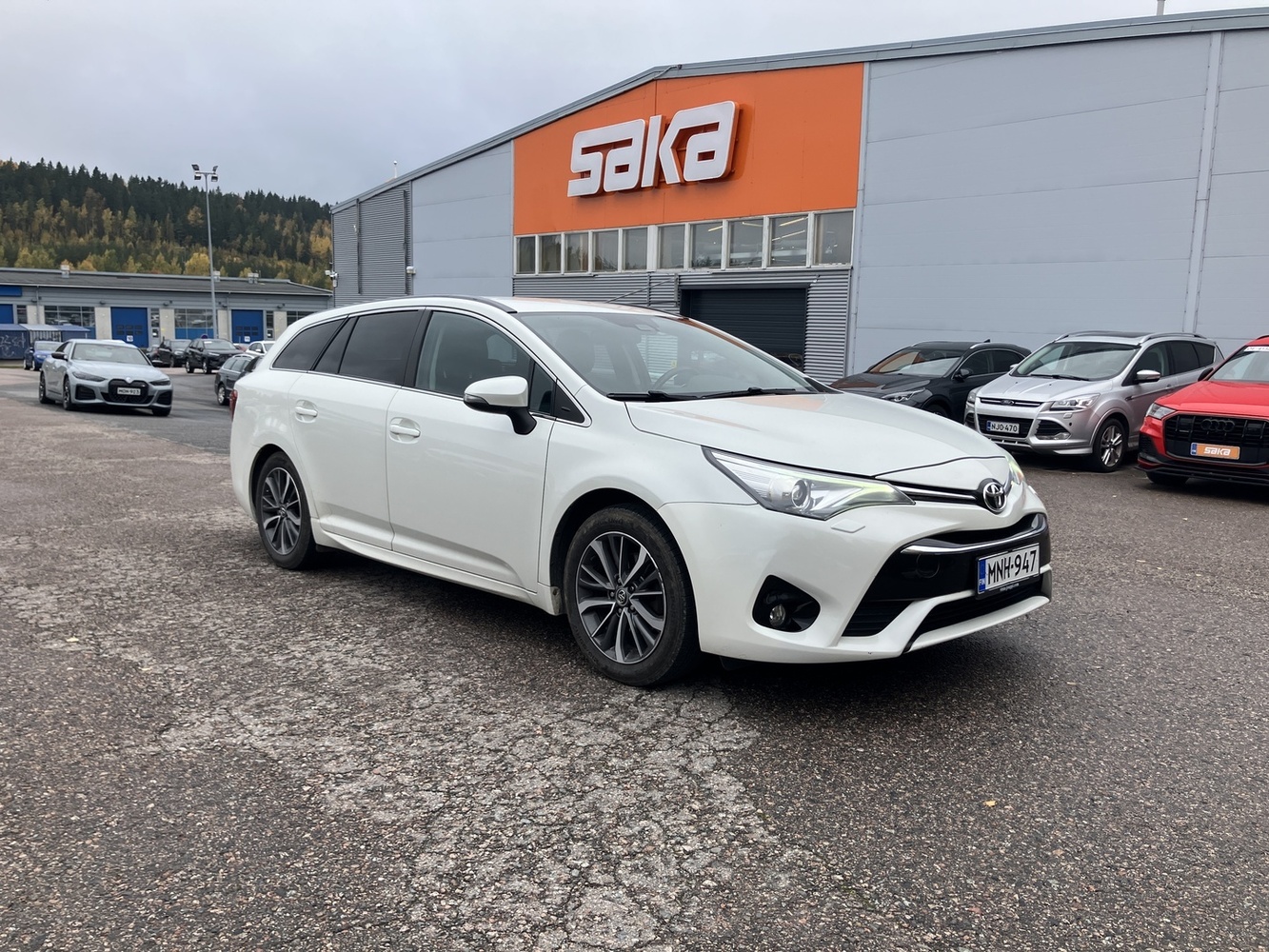 Toyota Avensis vaihtoauto