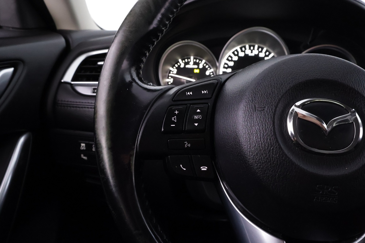 Mazda 6 vaihtoauto