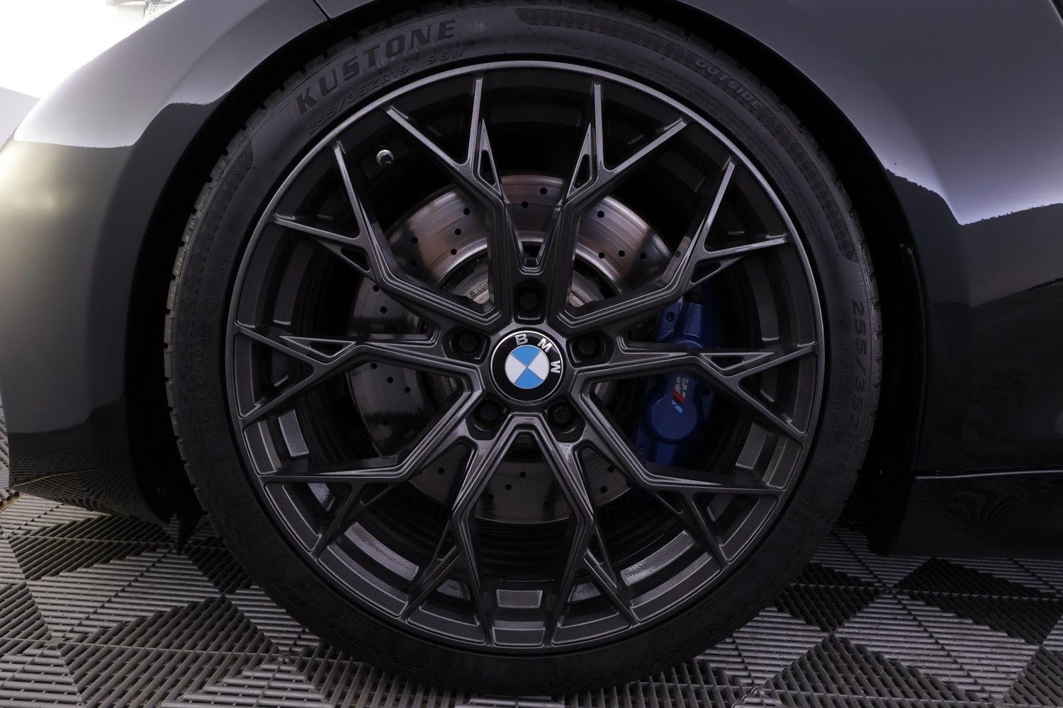 BMW M2 vaihtoauto