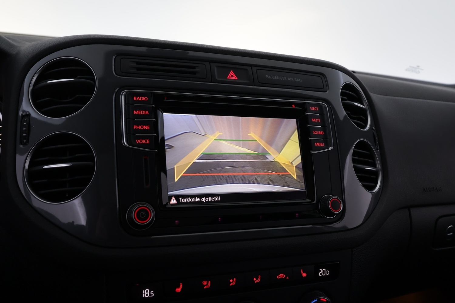 Volkswagen Tiguan vaihtoauto
