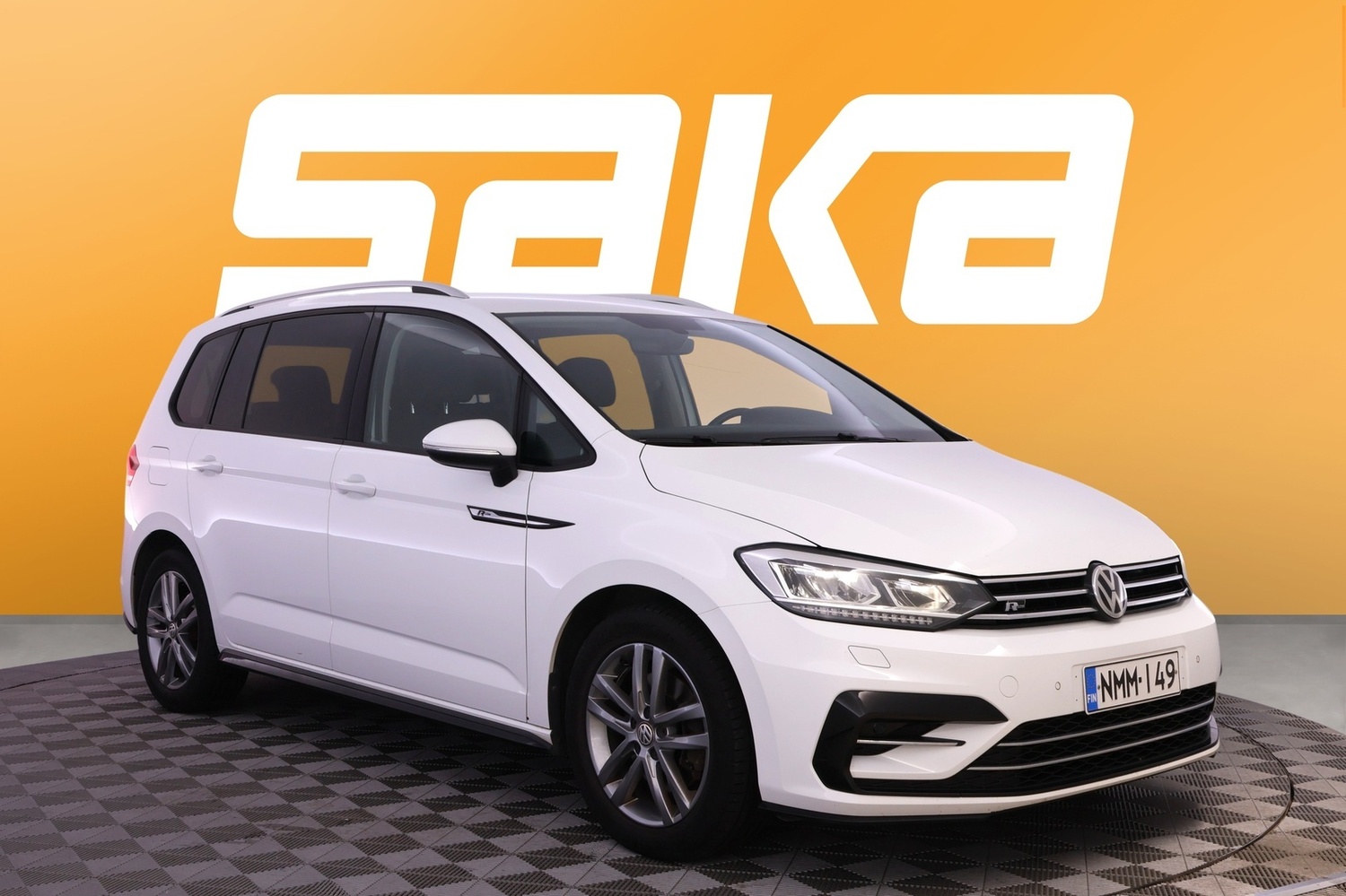 Volkswagen Touran vaihtoauto