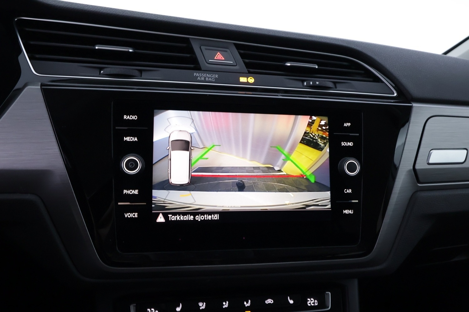 Volkswagen Touran vaihtoauto